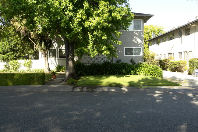 205 Waverley St in Menlo Park, CA - Building Photo - Building Photo