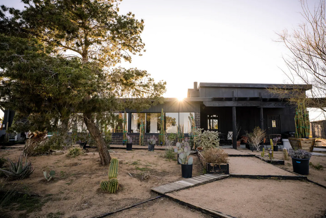 56290 Eureka St in Yucca Valley, CA - Foto de edificio - Building Photo