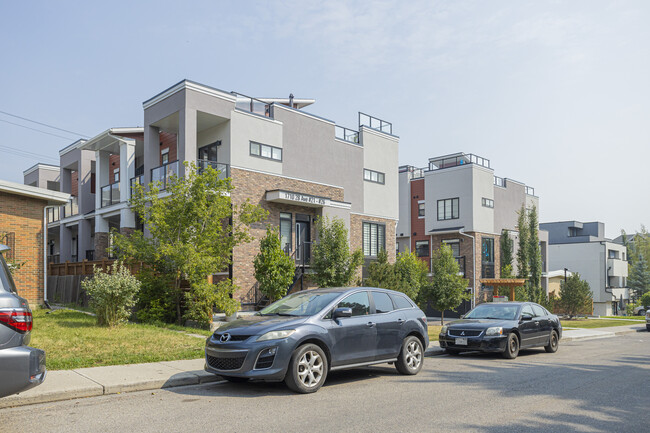 Brooklyn Townhomes in Calgary, AB - Building Photo - Building Photo