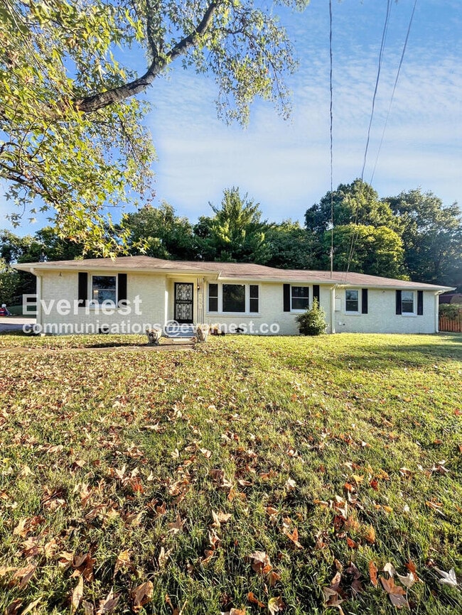 property at 818 W Old Hickory Blvd