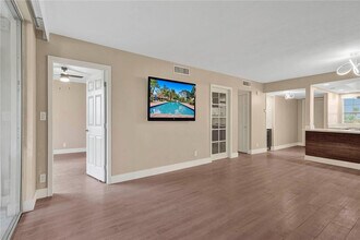 3051 S Palm Aire Dr in Pompano Beach, FL - Building Photo - Building Photo