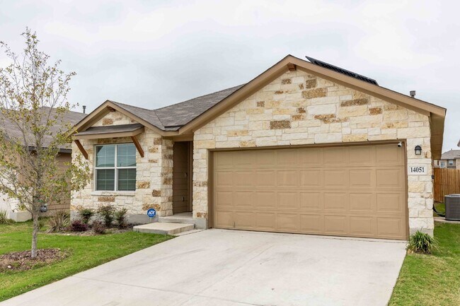 14051 Mudstone St in San Antonio, TX - Building Photo - Building Photo