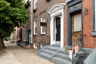 974 N 5Th St in Philadelphia, PA - Building Photo - Building Photo