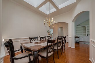 1311 Matson Manor Ct in Spring, TX - Foto de edificio - Building Photo