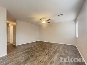 3820 E Sierrita Rd in San Tan Valley, AZ - Foto de edificio - Building Photo