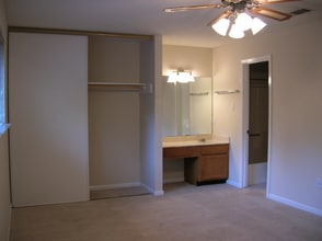 7 Blue Fox Ct in Spring, TX - Building Photo - Building Photo