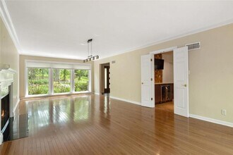 101 Graybridge Rd in St. Louis, MO - Building Photo - Building Photo