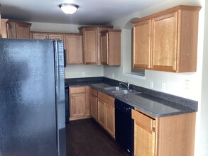 216 W Kyra Ln in Cortland, IL - Building Photo - Building Photo
