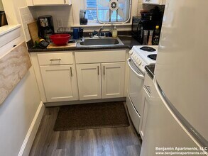46 Lancaster Ter, Unit 214 in Brookline, MA - Building Photo - Building Photo