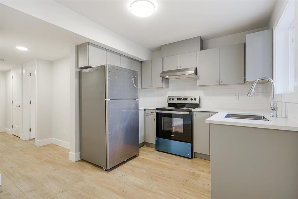 16583 25a Ave in Surrey, BC - Building Photo