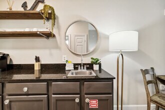 10343 E County Hwy 30A in Seacrest, FL - Foto de edificio - Building Photo