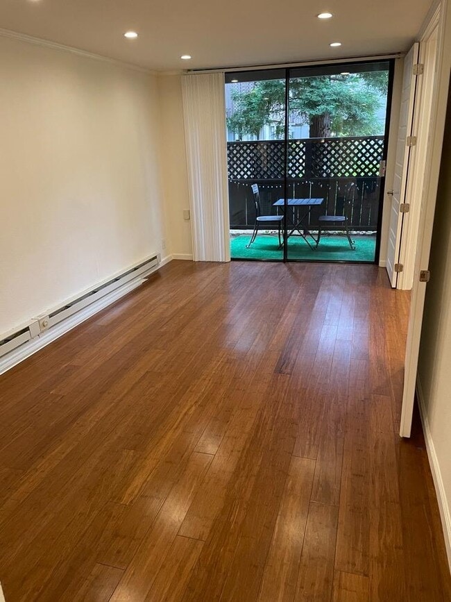 property at 3110 Shelter Creek Ln