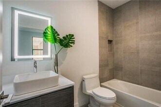 2619 Kimsey Dr in Dallas, TX - Building Photo - Building Photo