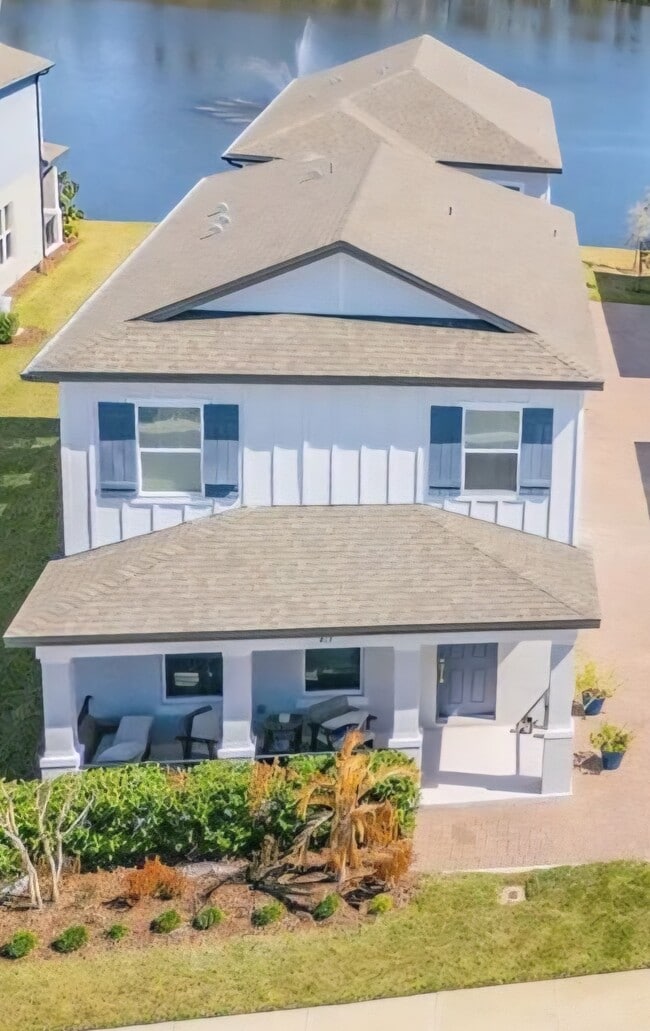 417 Venetian Palms Blvd in New Smyrna Beach, FL - Building Photo - Building Photo