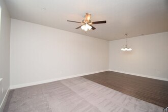 1994 N 3330 W in Eagle Mountain, UT - Building Photo - Building Photo