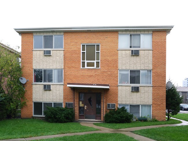 9608 Golf Ter in Des Plaines, IL - Building Photo - Building Photo