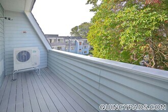 63 Presidential Dr in Quincy, MA - Foto de edificio - Building Photo