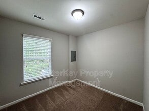 144 Darley Dale Loop in Apex, NC - Building Photo - Building Photo