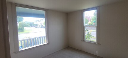 1801 Oakes Ave, Unit Lower unit in Everett, WA - Building Photo - Building Photo