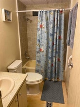 8775 20th St in Vero Beach, FL - Foto de edificio - Building Photo