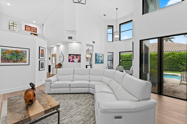 2493 NW 64th St in Boca Raton, FL - Building Photo - Building Photo