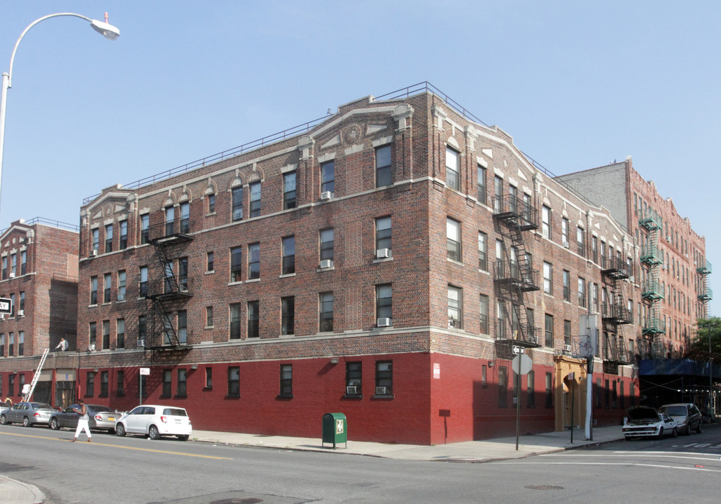 S Court Sutter Homes in Brooklyn, NY - Foto de edificio