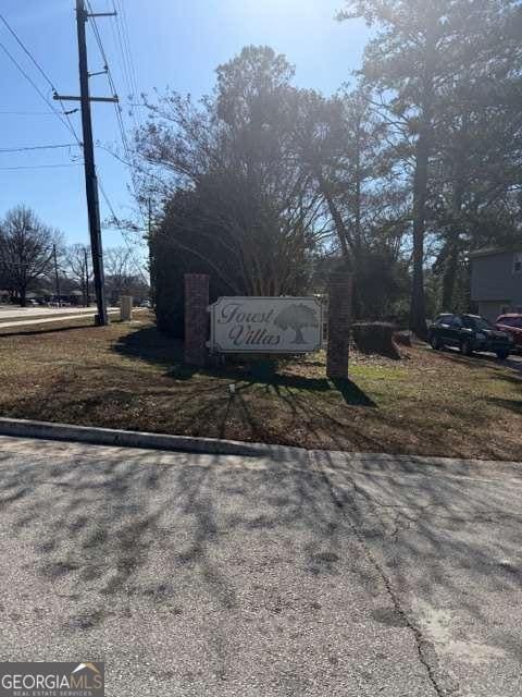 property at 1459 Forest Villa Dr NW