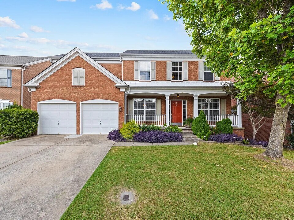 9738 Northfork Dr in Brentwood, TN - Building Photo