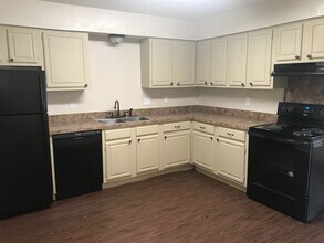 416 University Oaks Blvd in College Station, TX - Building Photo - Building Photo