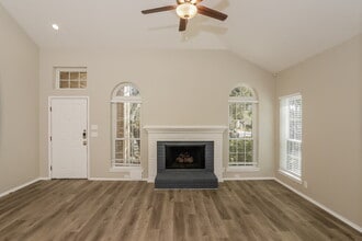 11659 Foxford in San Antonio, TX - Foto de edificio - Building Photo