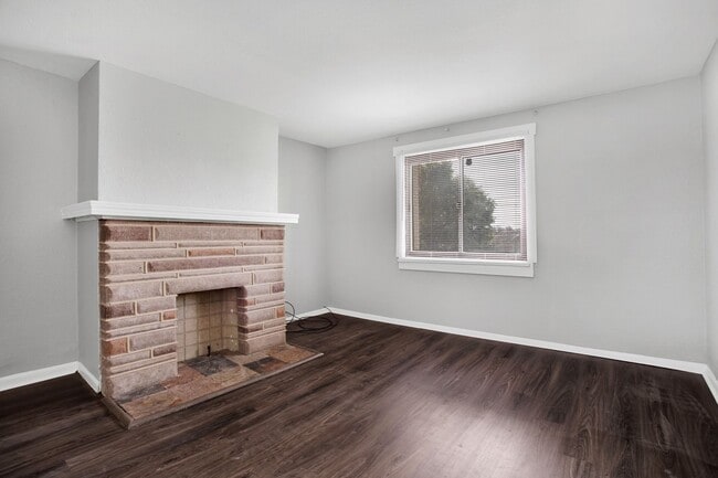 527 Ottillia St in Pittsburgh, PA - Building Photo - Building Photo