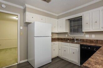 711 Stillwater Dr in Martinez, GA - Building Photo - Building Photo