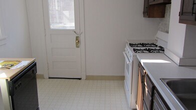 1845 Chislett St in Pittsburgh, PA - Building Photo - Building Photo