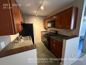 600 E 8th St in Kansas City, MO - Building Photo - Building Photo
