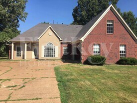 7601 Broken Hickory Dr in Walls, MS - Building Photo