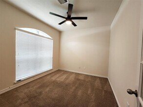 5902 Rice Rd in Pearland, TX - Building Photo - Building Photo
