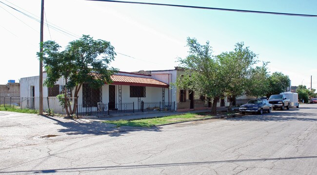 510-520 Raynor St in El Paso, TX - Foto de edificio - Building Photo