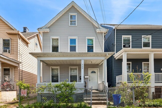 property at 660 Charles St