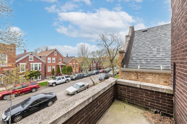 3000 S Homan Ave in Chicago, IL - Building Photo - Building Photo