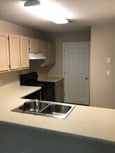 Moss Creek Condos, Inc in Gastonia, NC - Foto de edificio - Building Photo