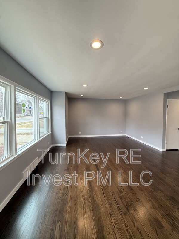 18227 Center Ave in Homewood, IL - Building Photo - Building Photo