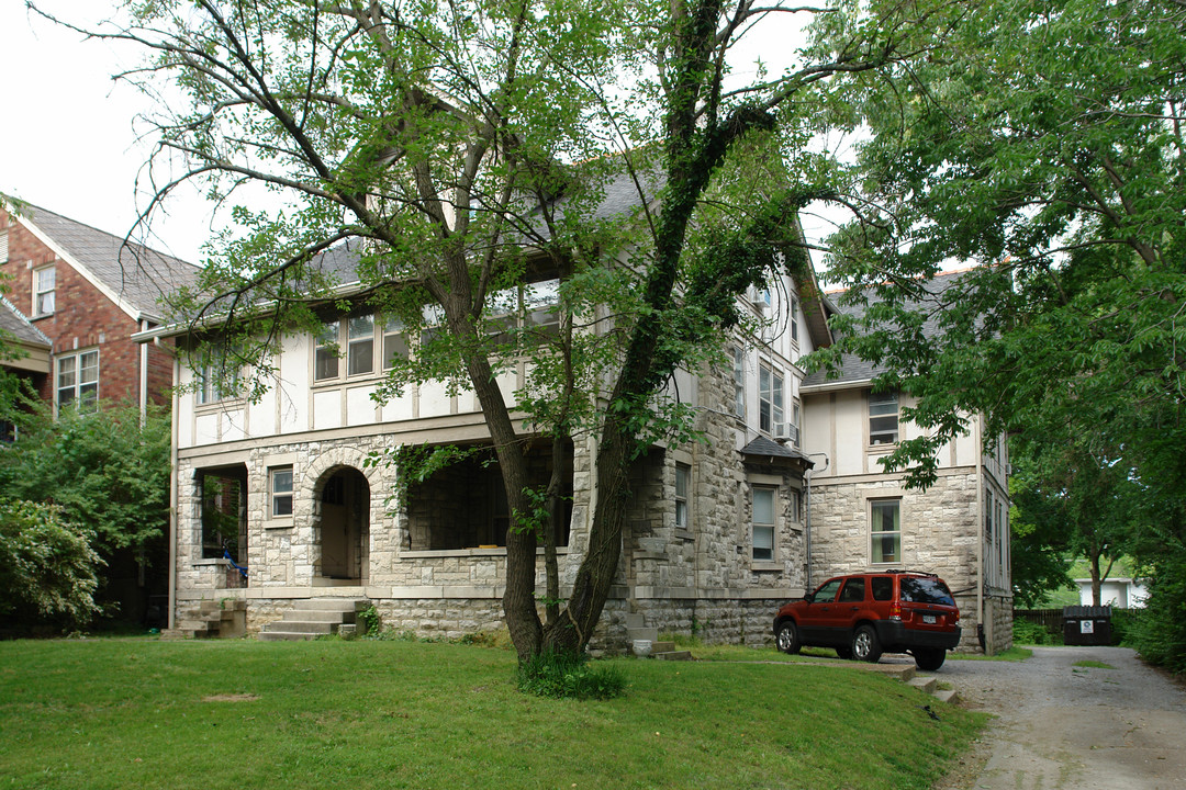 2001 Convent Pl in Nashville, TN - Building Photo