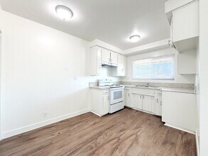 820 Oakwood St in Montebello, CA - Building Photo - Building Photo