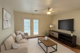 2512 SW 69th St in Oklahoma City, OK - Building Photo - Building Photo