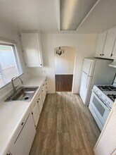 921-923 S B St in San Mateo, CA - Building Photo - Building Photo