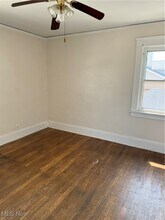 16125 Lorain Ave in Cleveland, OH - Building Photo - Building Photo