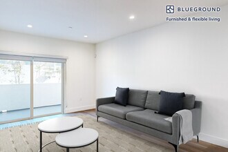 518 N Gramercy Pl in Los Angeles, CA - Building Photo - Building Photo