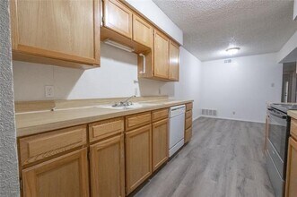 804 White Rock St in Saginaw, TX - Building Photo - Building Photo