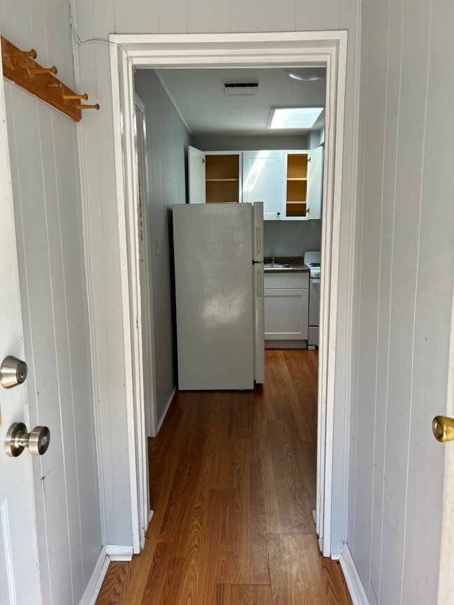 214 William St, Unit 3 in Harrison, NJ - Building Photo - Building Photo