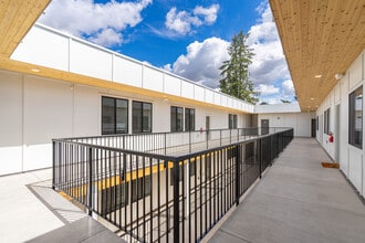 Lincoln Street Apartments in Hillsboro, OR - Building Photo - Building Photo